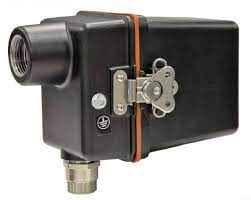 55UV5 Explosion Proof flame scanner